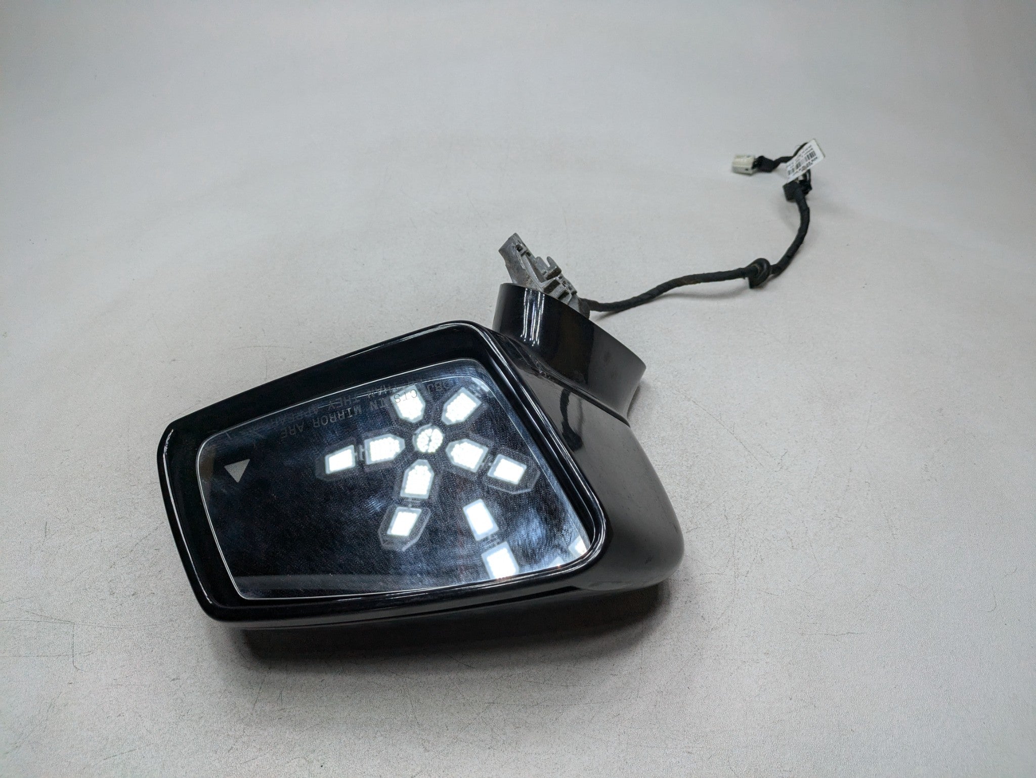 2012 - 2018 MERCEDES-BENZ CLS550 OEM SIDE VIEW MIRROR FRONT RIGHT PASSENGER SIDE