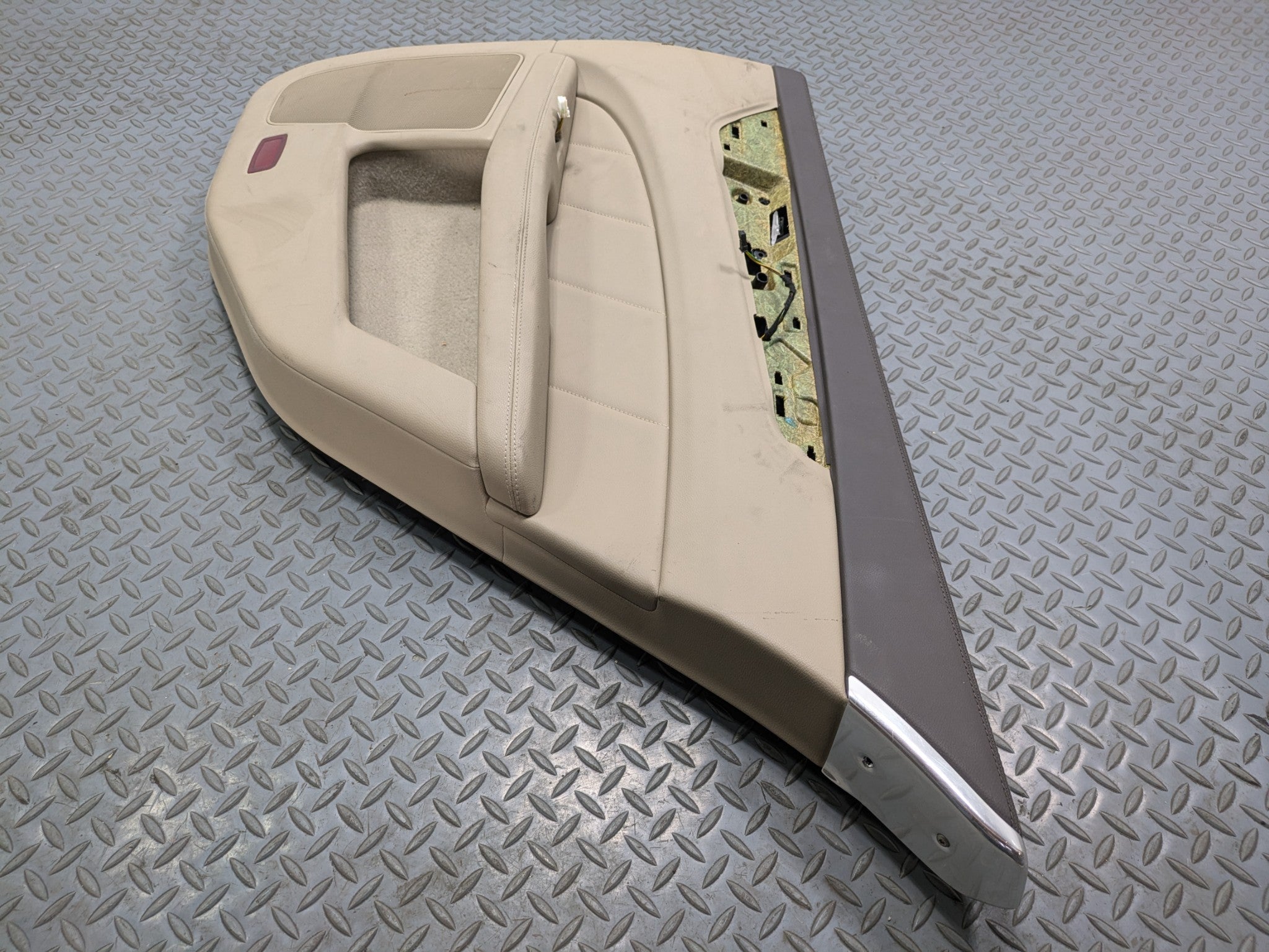 2012 - 2018 MERCEDES-BENZ CLS550 OEM INTERIOR DOOR TRIM PANEL REAR RIGHT SIDE