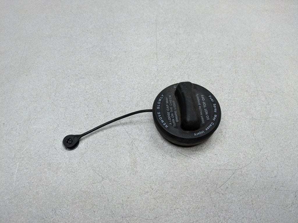2012 - 2018 MERCEDES-BENZ CLS550 OEM FUEL GAS TANK FILLER CAP PLASTIC BLACK