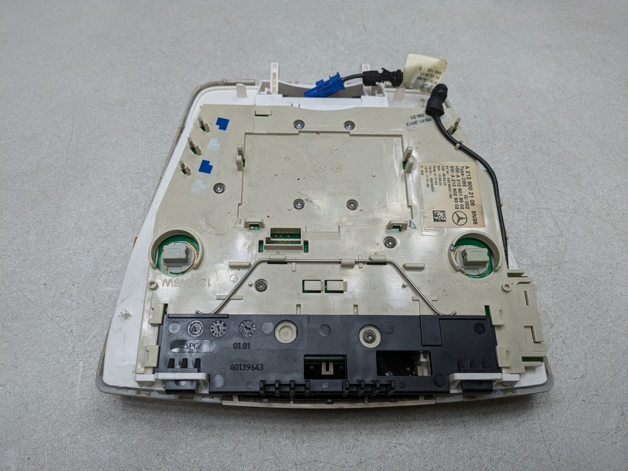 2012 - 2018 MERCEDES-BENZ CLS550 OEM INTERIOR LIGHT FRONT OVERHEAD UPPER ROOF