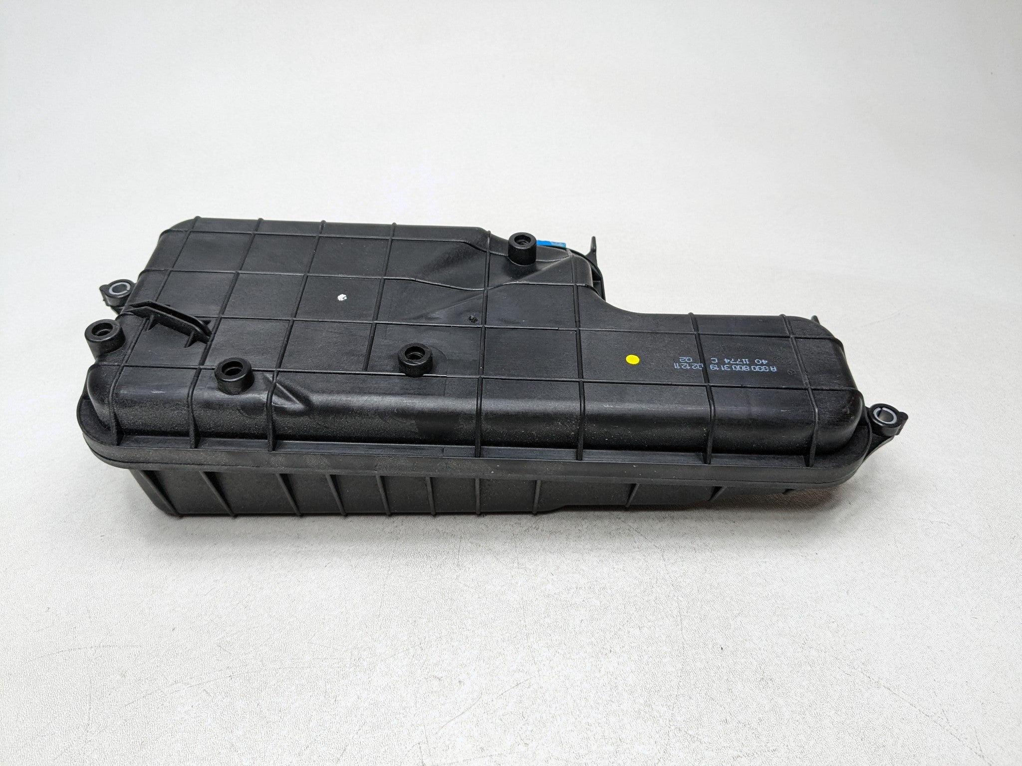 2012 - 2018 MERCEDES-BENZ CLS550 OEM SEAT VACUUM PUMP RESERVOIR TANK