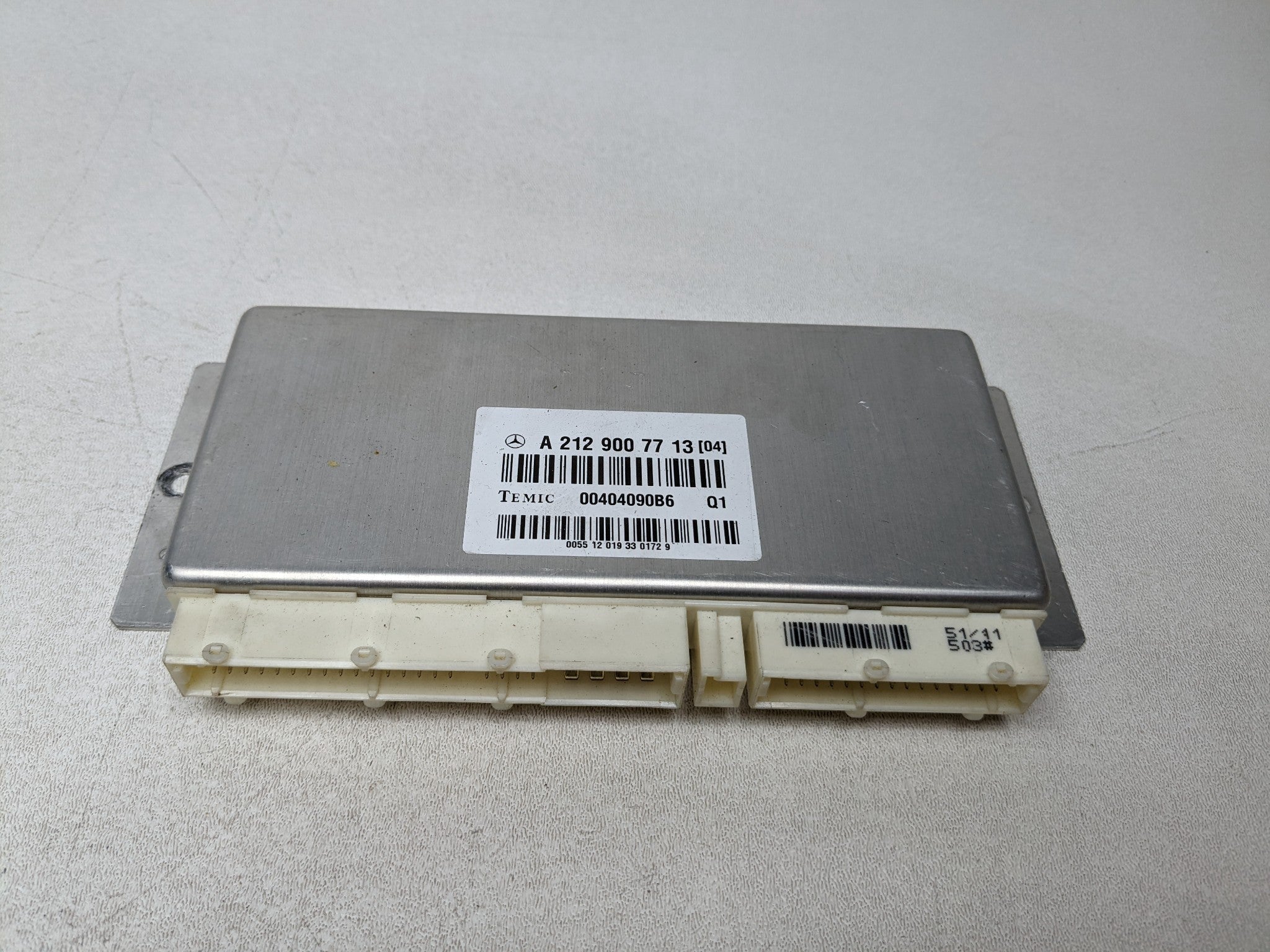 2012 - 2018 MERCEDES-BENZ CLS550 OEM AIRMATIC AIR SUSPENSION CONTROL MODULE UNIT