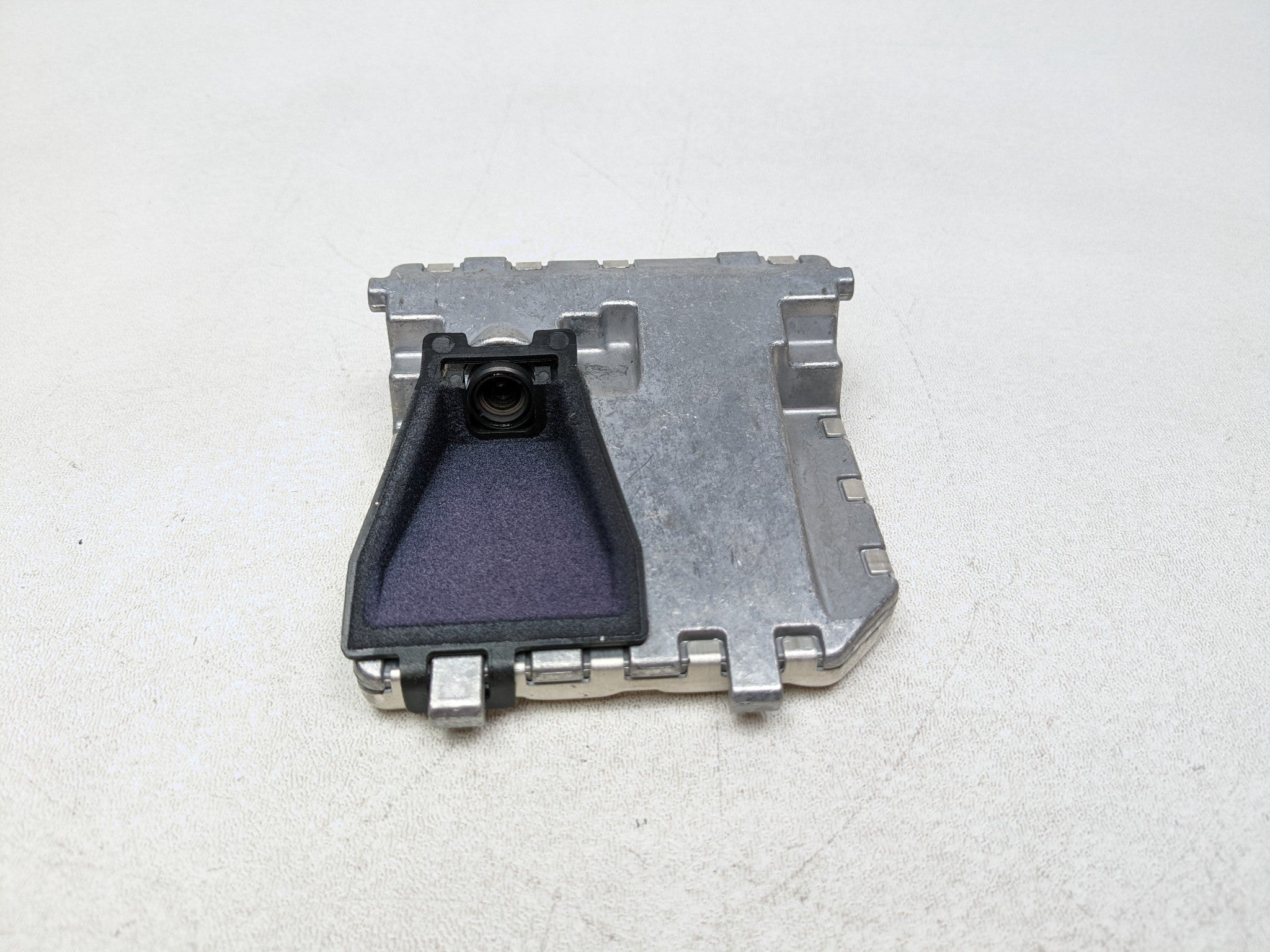 2012 - 2018 MERCEDES-BENZ CLS550 OEM FRONT CAMERA PROJECTOR WINDSHIELD MOUNTED