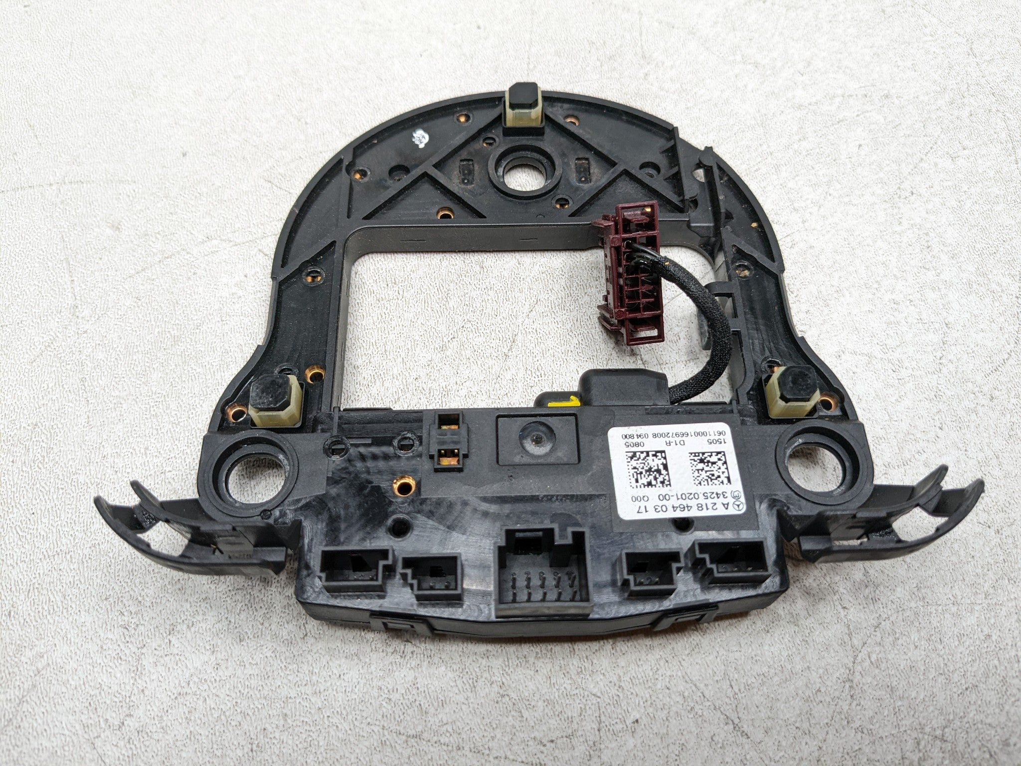 2012 - 2018 MERCEDES-BENZ CLS550 OEM STEERING WHEEL REAR CONTACT PLATE