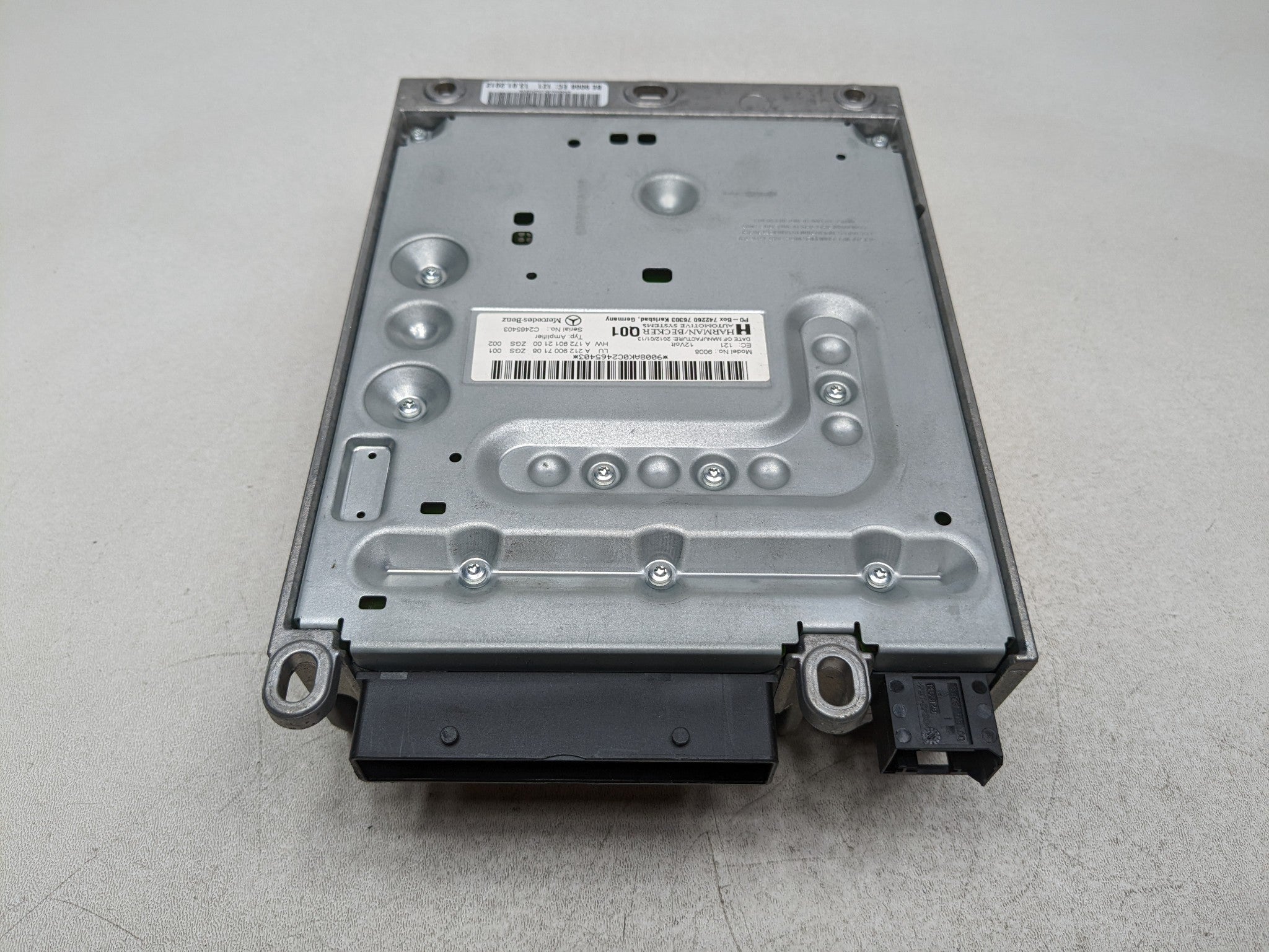 2012 - 2018 MERCEDES-BENZ CLS550 OEM HARMAN BECKER RADIO AUDIO AMPLIFIER UNIT