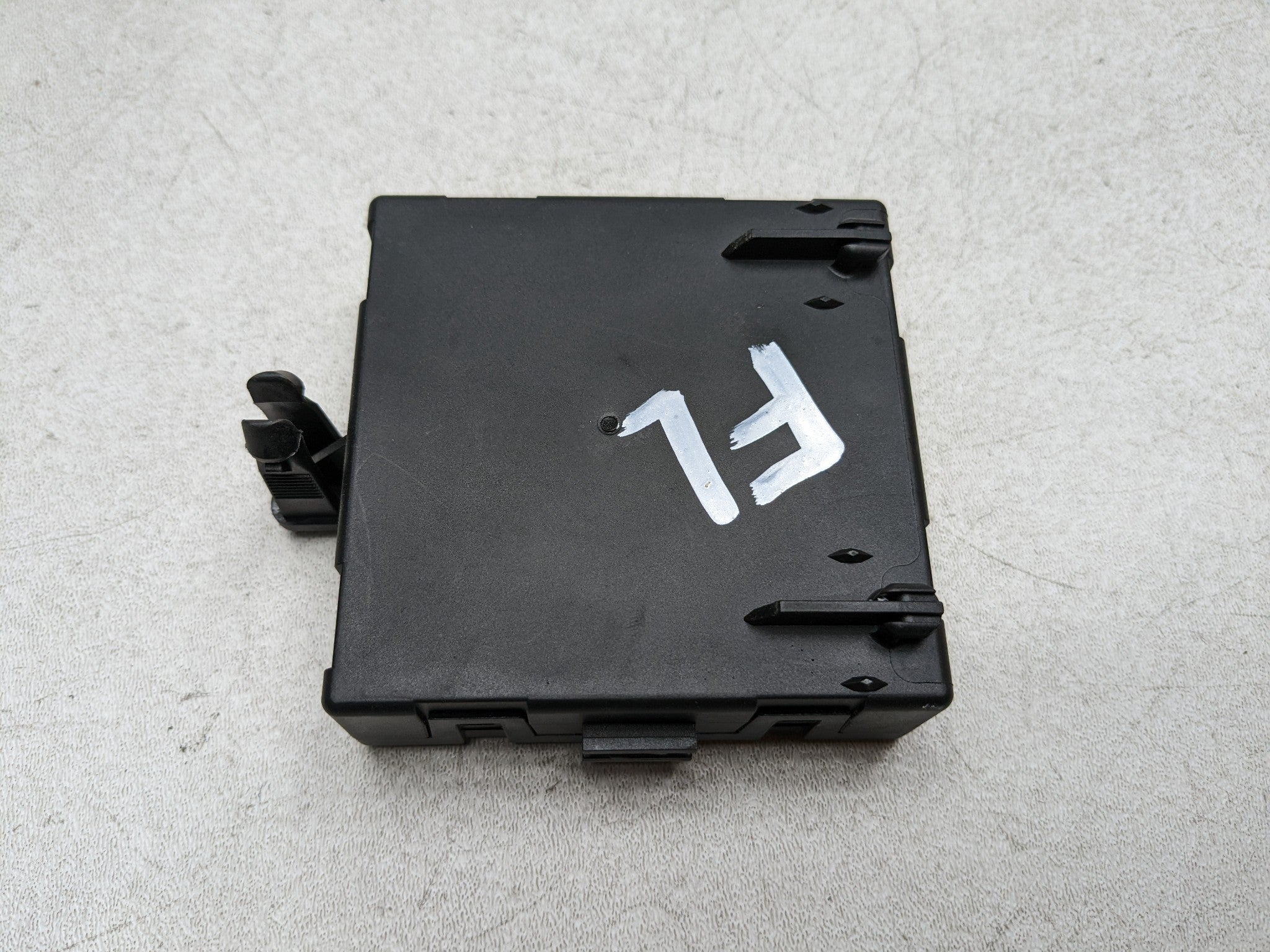 2012 - 2018 MERCEDES-BENZ CLS550 OEM DOOR CONTROL MODULE FRONT LEFT DRIVER SIDE