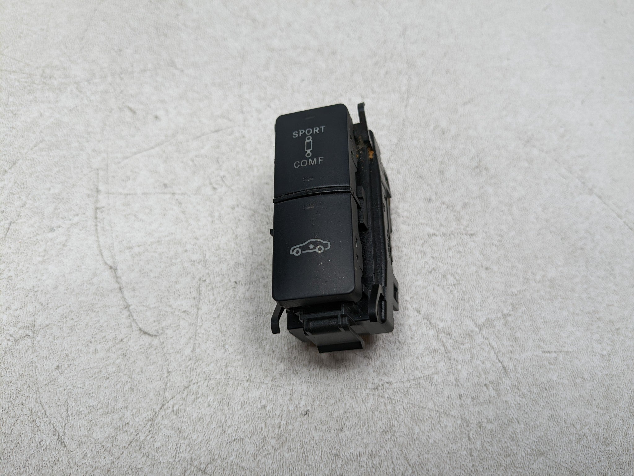 2012 - 2018 MERCEDES-BENZ CLS550 OEM SUSPENSION CONTROL SWITCH PANEL ASSEMBLY