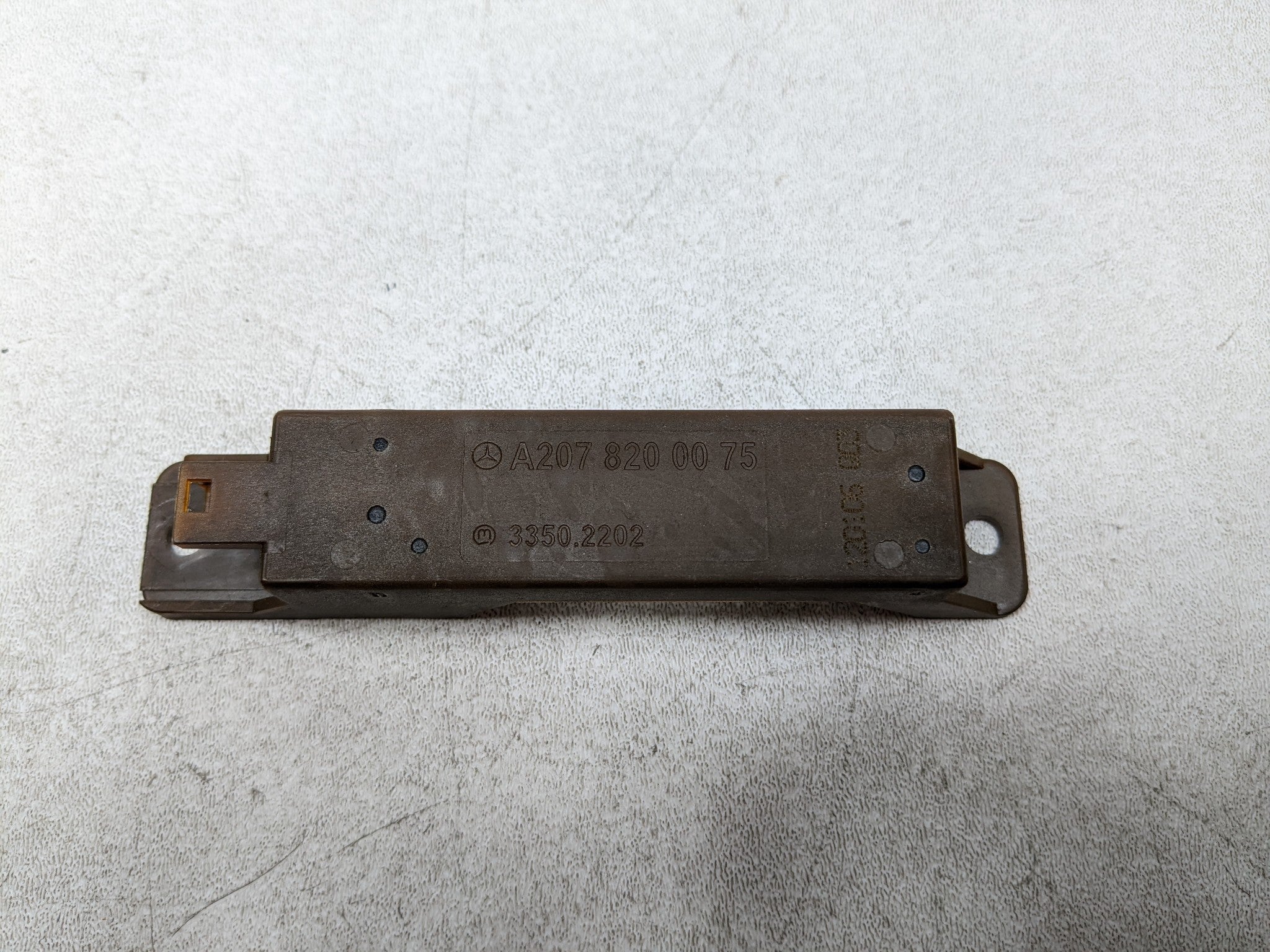 2012 - 2018 MERCEDES-BENZ CLS550 OEM DOOR KEYLESS GO ENTRY SENSOR MODULE