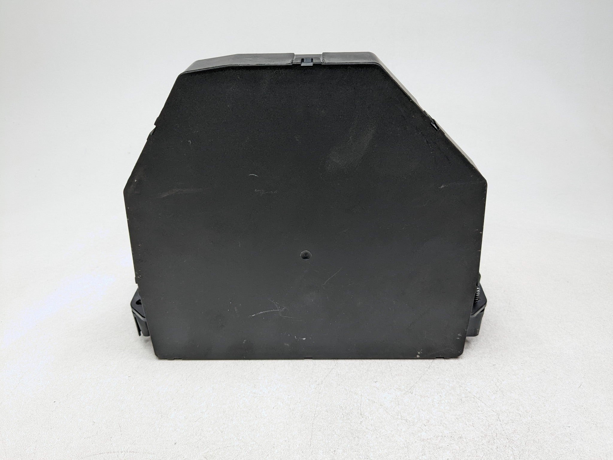2012 - 2018 MERCEDES-BENZ CLS550 OEM FRONT SAM MODULE RELAY FUSE BOX