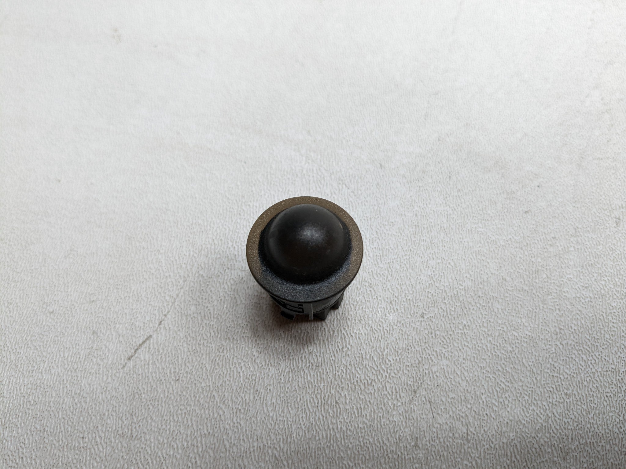 2012 - 2018 MERCEDES-BENZ CLS550 OEM DASHBOARD SUN LOAD LIGHT SENSOR UNIT