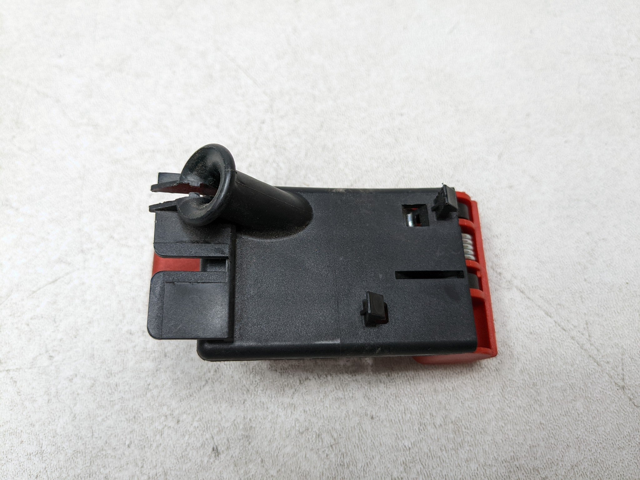 2012 - 2018 MERCEDES-BENZ CLS550 OEM HOOD BONNET RELEASE OPEN OPENER HANDLE
