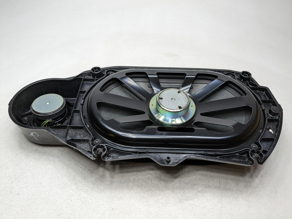 2012 - 2018 MERCEDES-BENZ CLS550 OEM SUBWOOFER SPEAKER REAR AUDIO SOUND SYSTEM
