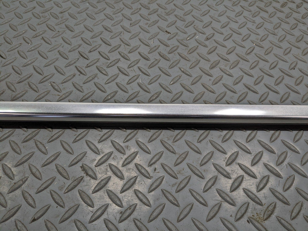 2012 - 2018 MERCEDES-BENZ CLS550 OEM DOOR WINDOW STRIP BELT MOLDING FRONT LEFT
