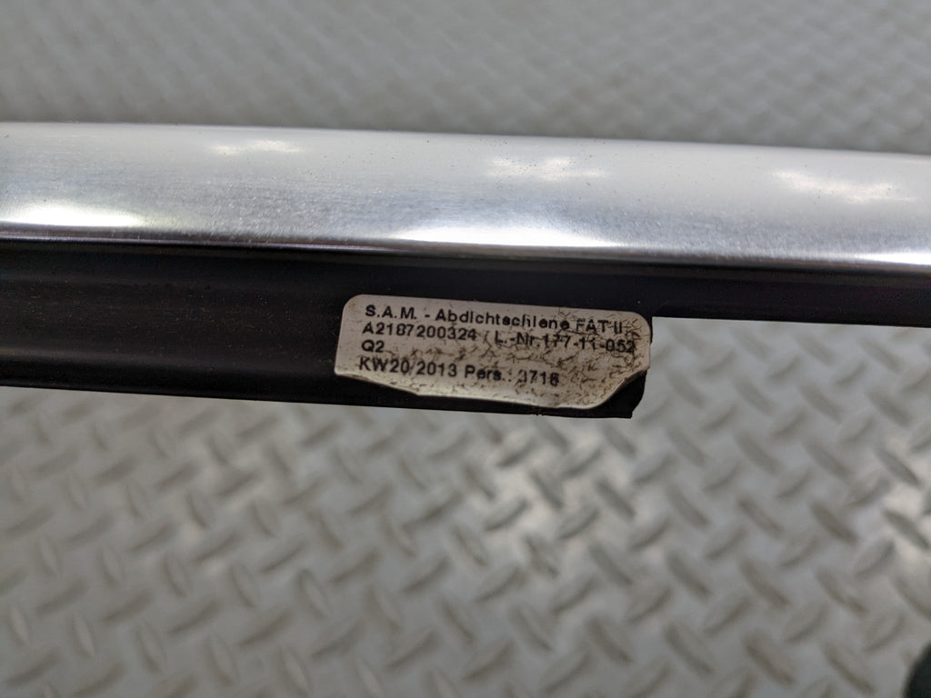 2012 - 2018 MERCEDES-BENZ CLS550 OEM DOOR WINDOW STRIP BELT MOLDING FRONT LEFT