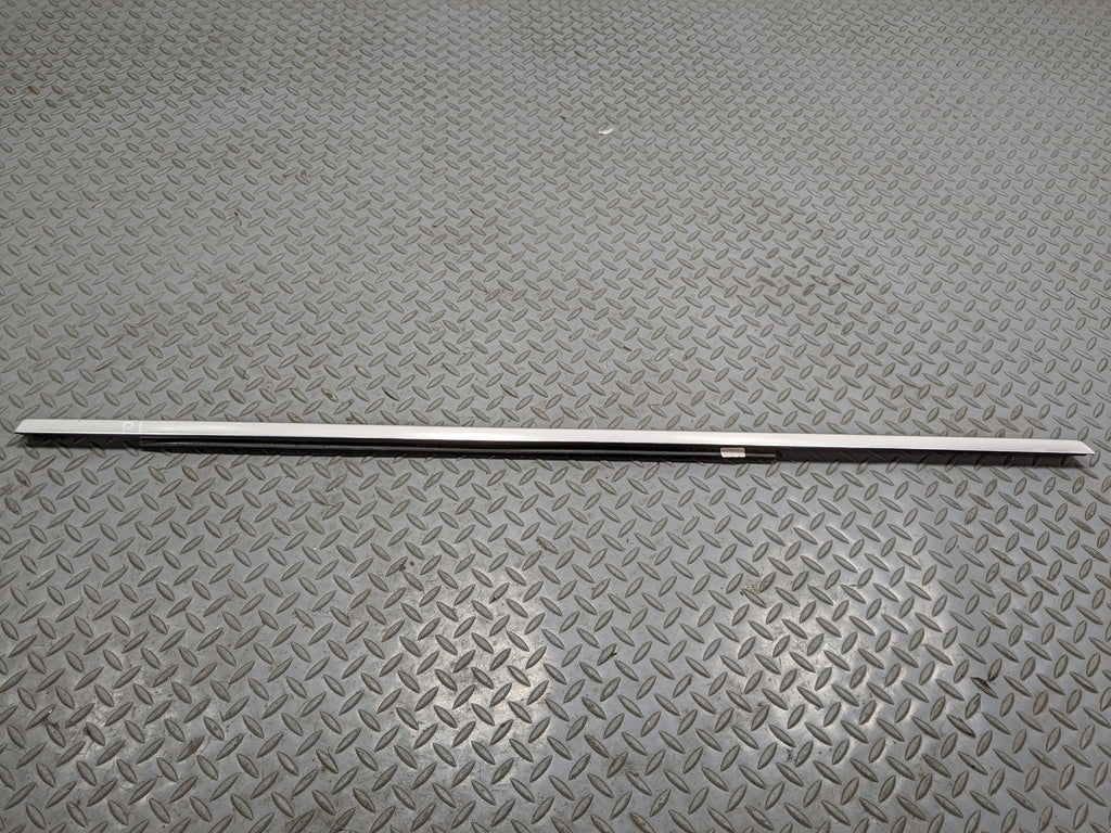 2012 - 2018 MERCEDES-BENZ CLS550 OEM DOOR WINDOW STRIP BELT MOLDING REAR LEFT