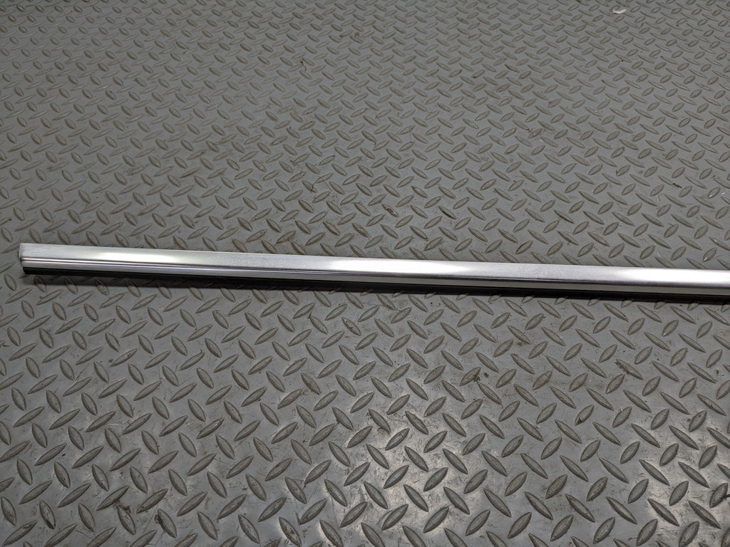 2012 - 2018 MERCEDES-BENZ CLS550 OEM DOOR WINDOW STRIP BELT MOLDING REAR RIGHT