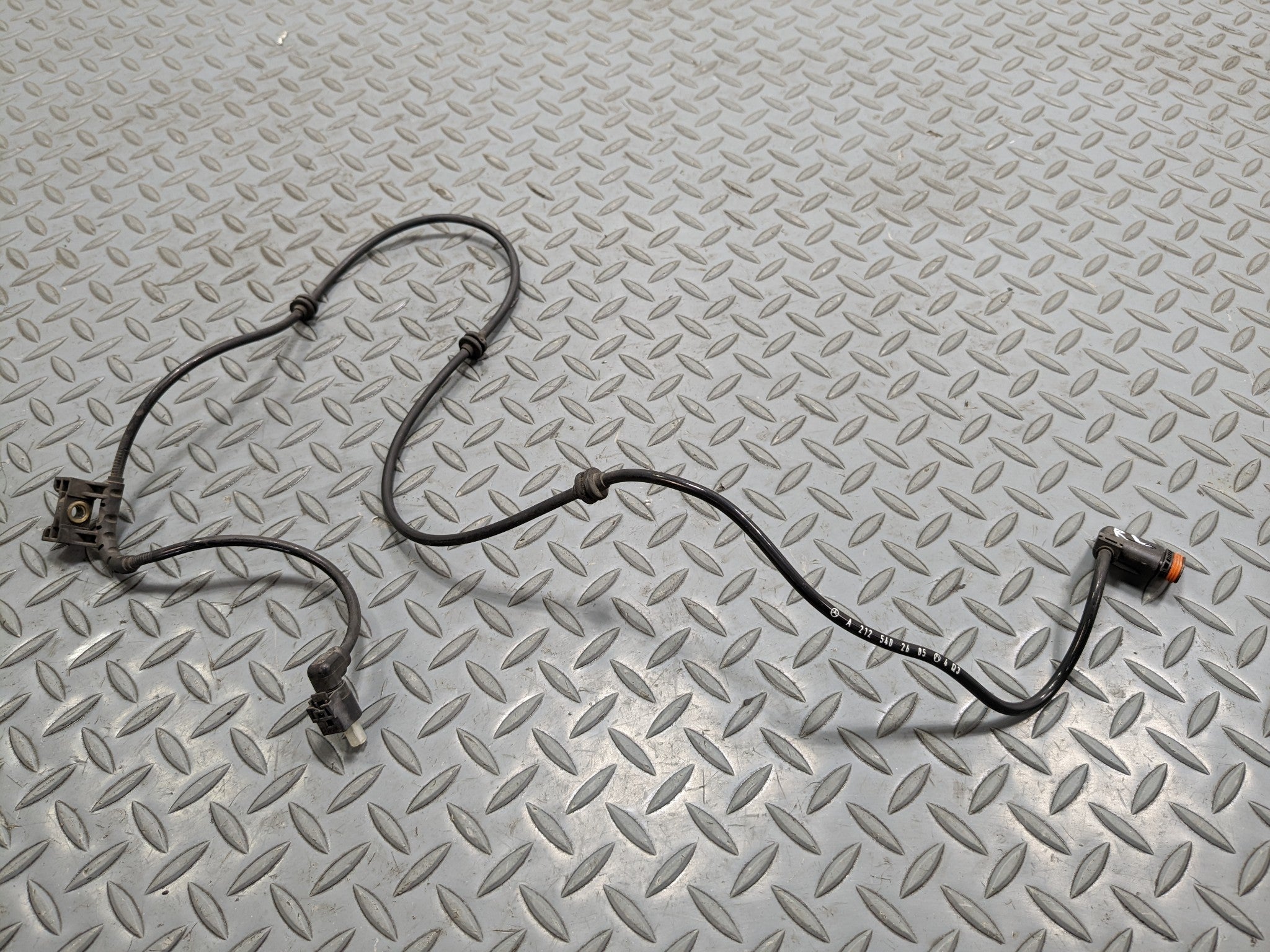 2012 - 2018 MERCEDES-BENZ CLS550 OEM ABS WHEEL SPEED SENSOR FRONT DRIVER LEFT