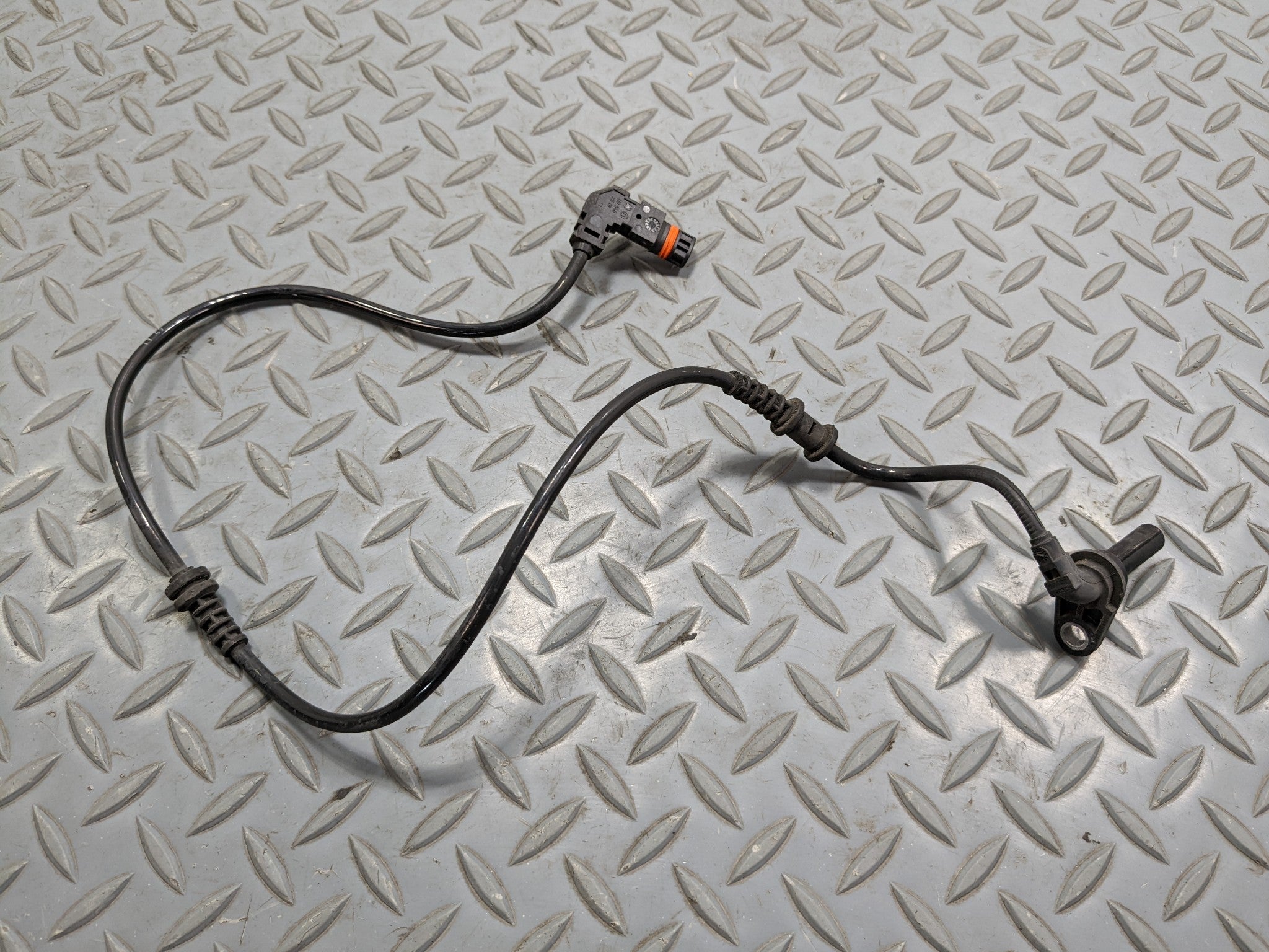 2012 - 2018 MERCEDES-BENZ CLS550 OEM ABS WHEEL SPEED SENSOR FRONT DRIVER LEFT