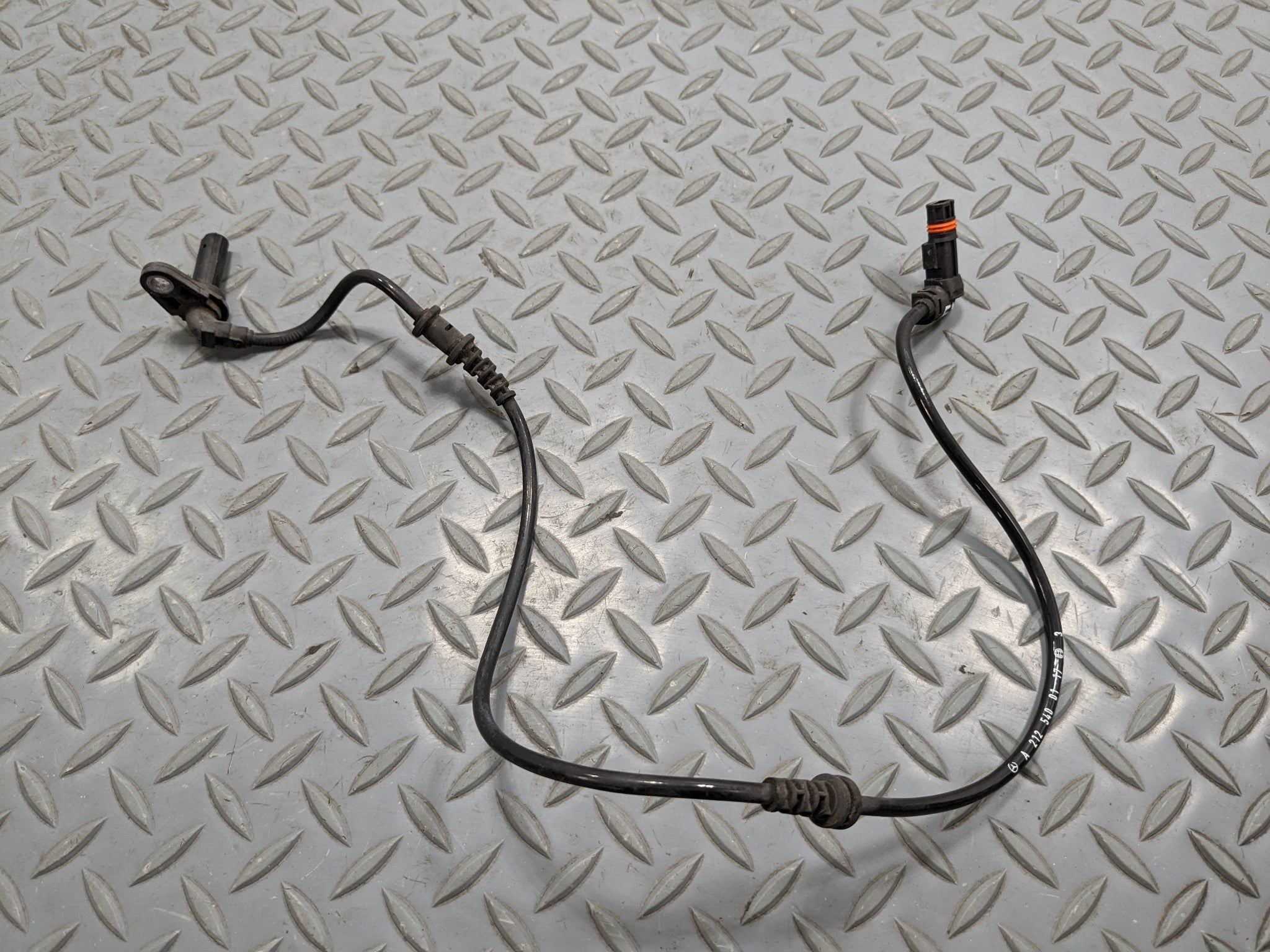 2012 - 2018 MERCEDES-BENZ CLS550 OEM ABS WHEEL SPEED SENSOR FRONT DRIVER LEFT