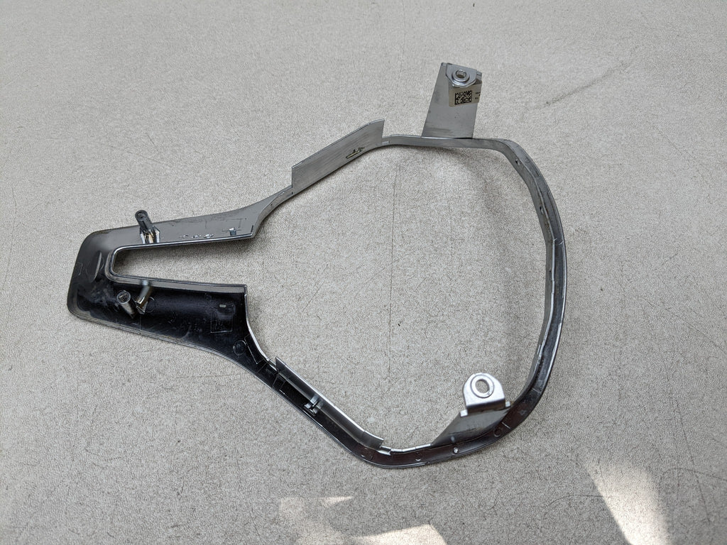2012 - 2018 MERCEDES-BENZ CLS550 OEM STEERING WHEEL FRAME TRIM ASSEMBLY