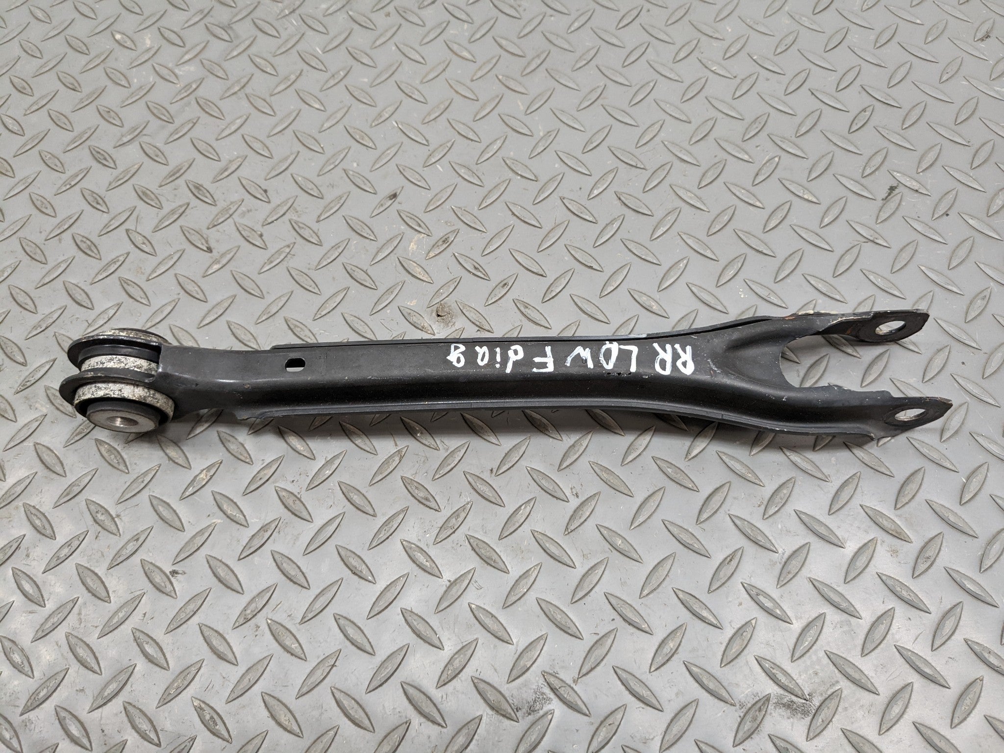 2012 - 2018 MERCEDES-BENZ CLS550 OEM LOWER TRAILING CONTROL ARM REAR RIGHT SIDE