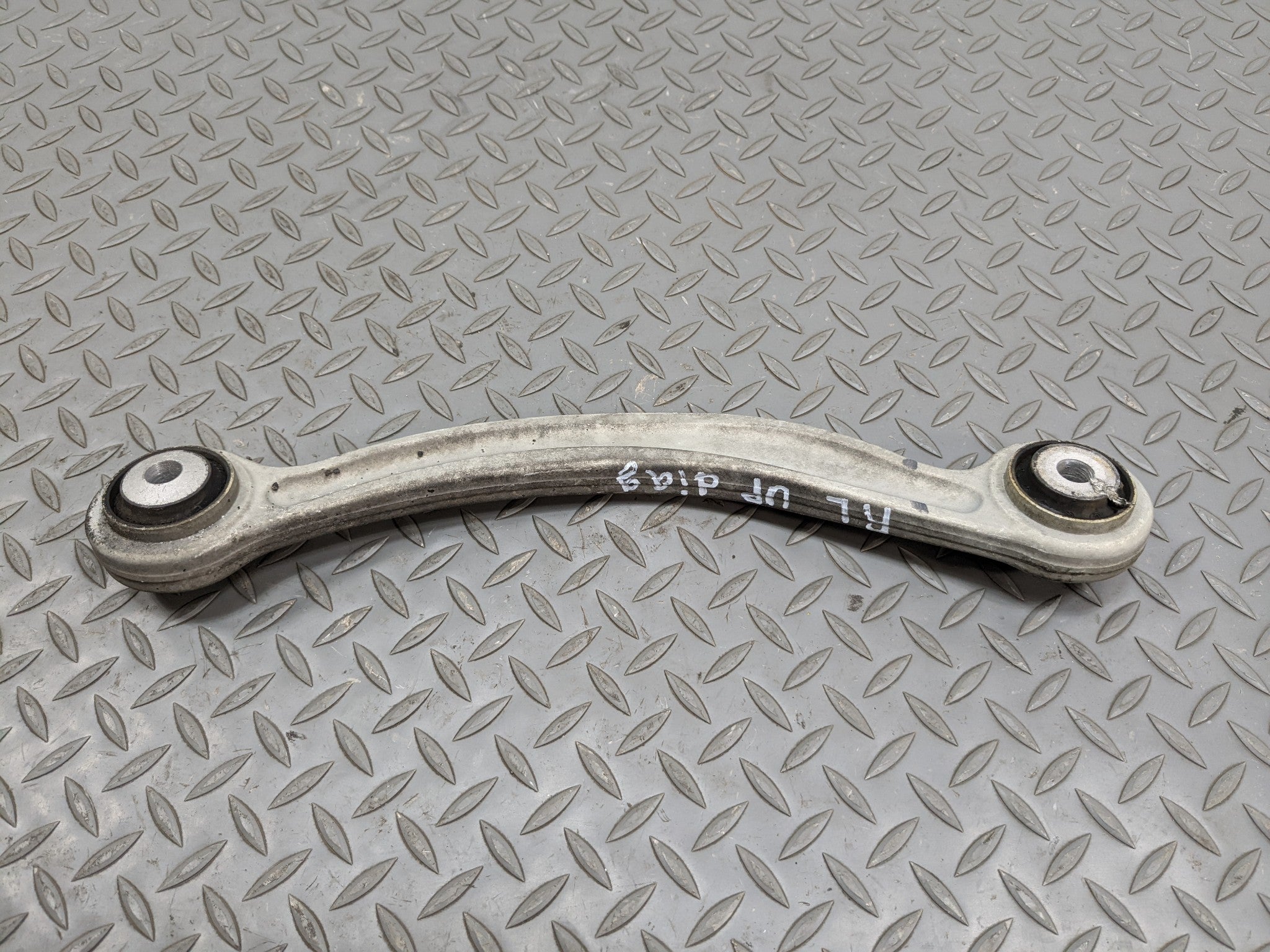 2012 - 2018 MERCEDES-BENZ CLS550 OEM UPPER WISHBONE CONTROL ARM REAR LEFT SIDE