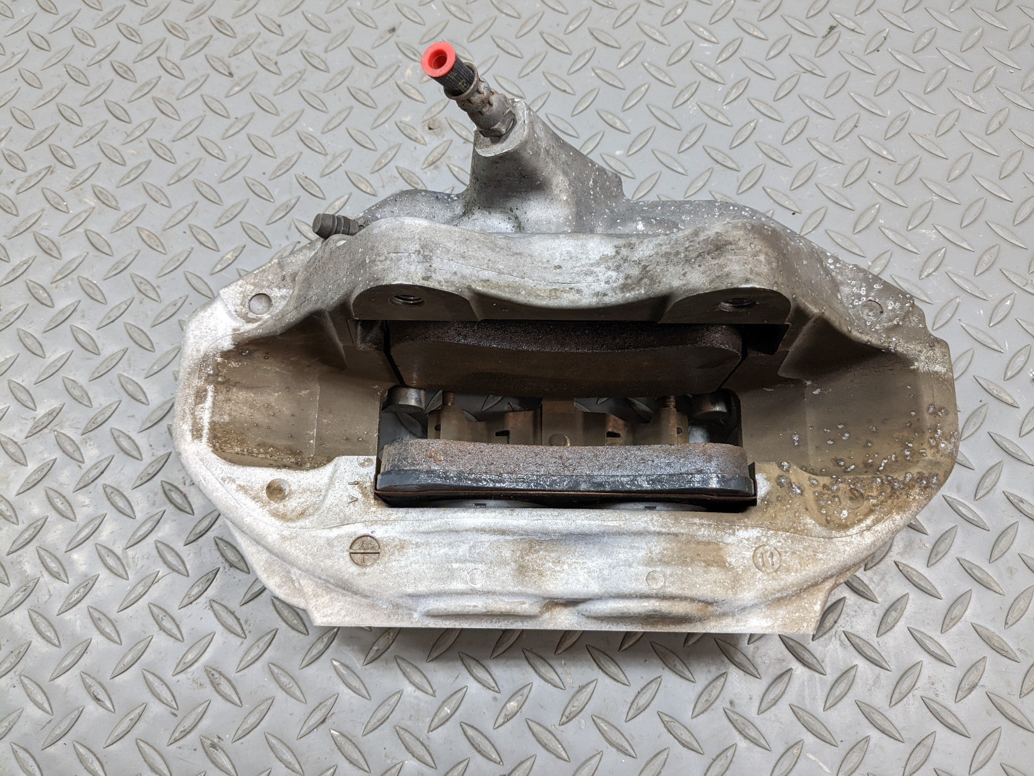 2012 - 2018 MERCEDES-BENZ CLS550 OEM BRAKE CALIPER ASSEMBLY FRONT RIGHT SIDE
