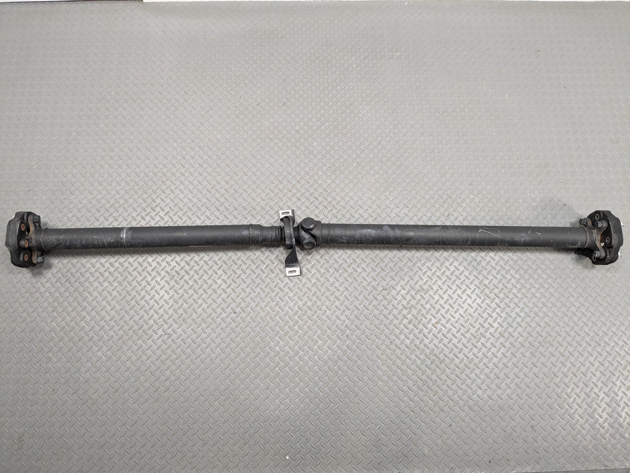 2012 - 2018 MERCEDES-BENZ CLS550 OEM RWD REAR DRIVE SHAFT 218 TYPE