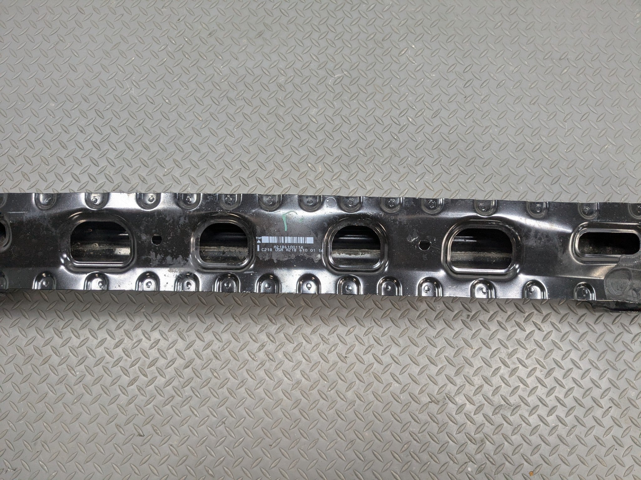 2012 - 2018 MERCEDES-BENZ CLS550 OEM REAR BUMPER REINFORCEMENT IMPACT BAR BLACK