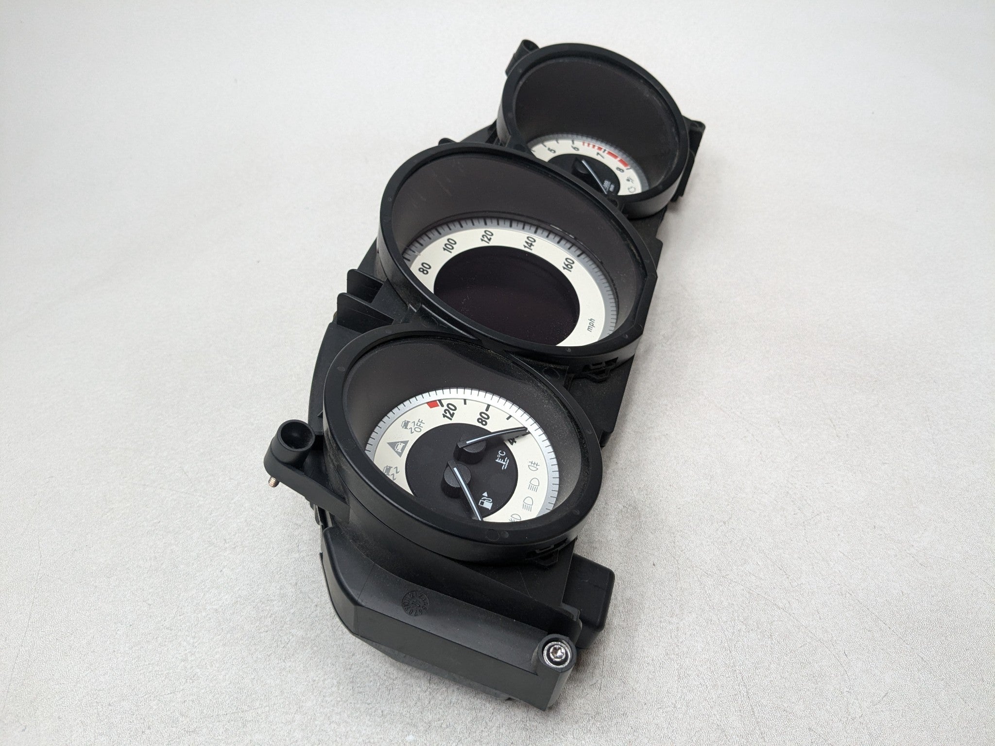 2012 - 2018 MERCEDES-BENZ CLS550 OEM SPEEDOMETER DASH INSTRUMENT CLUSTER GAUGES