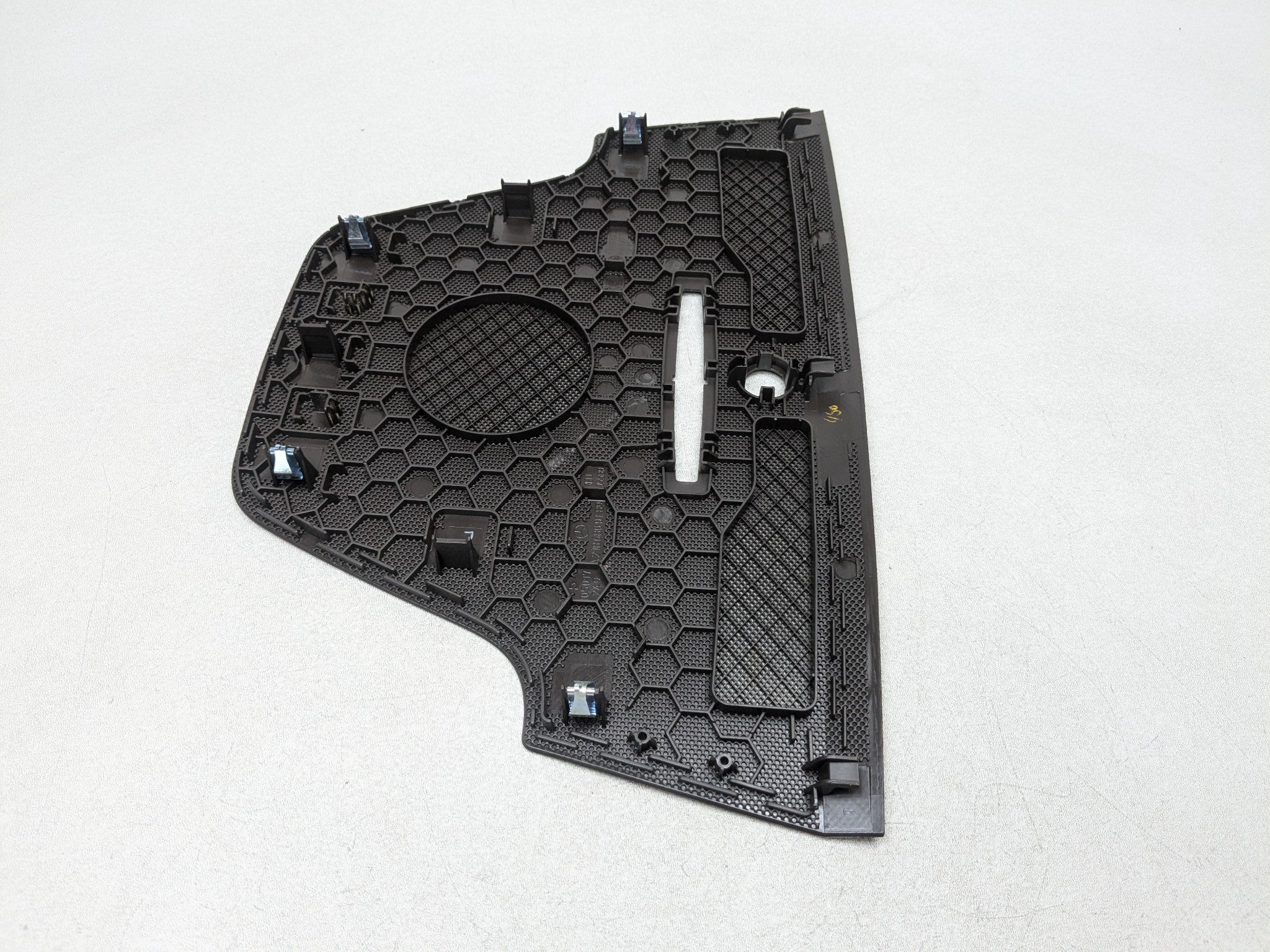 2012 - 2018 MERCEDES-BENZ CLS550 OEM DASHBOARD CENTER DASH GRILLE SPEAKER COVER